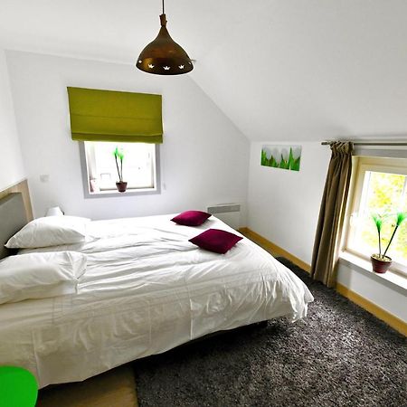 Qui Dort D'Isnes Bed & Breakfast Екстериор снимка